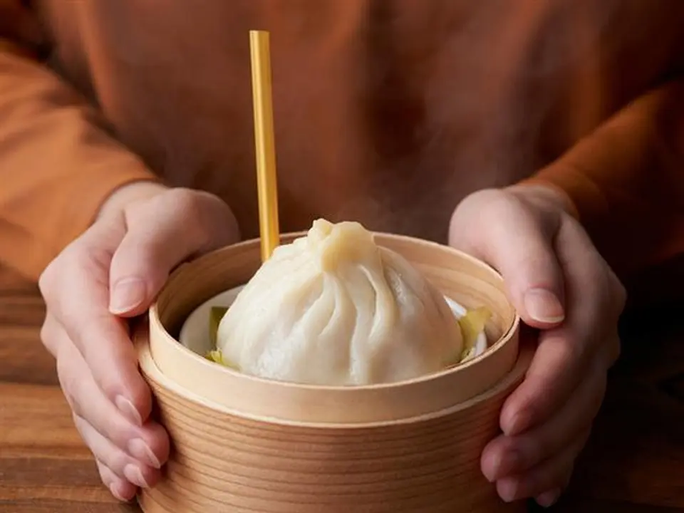 1F 開華楼横浜大世界店 名物メニュー「大籠包」