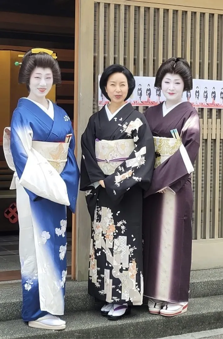 箱根湯本芸能組合