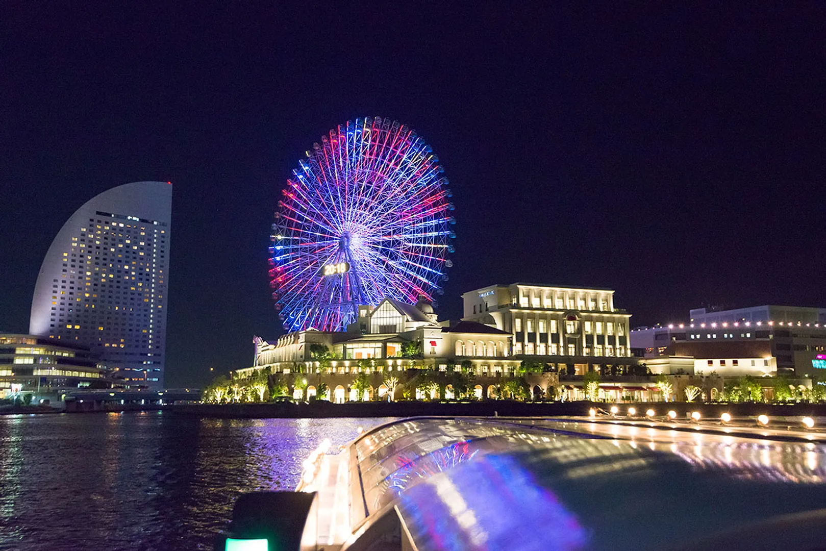 241204_夜の横浜イルミネーション特集