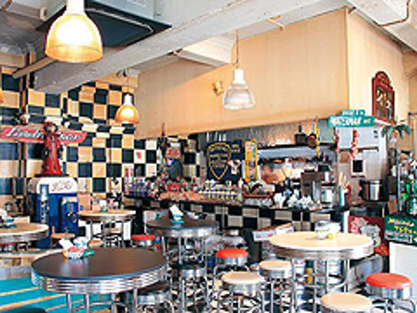 J0046457a.jpg