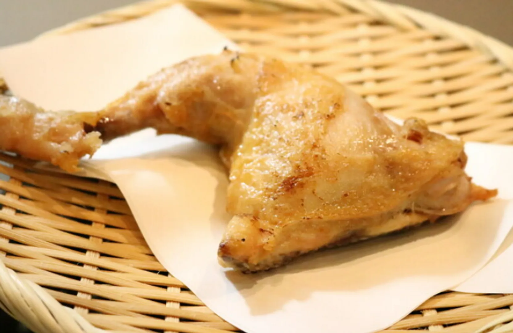 からあげグランプリ金賞受賞”若鳥の半身揚げ”
