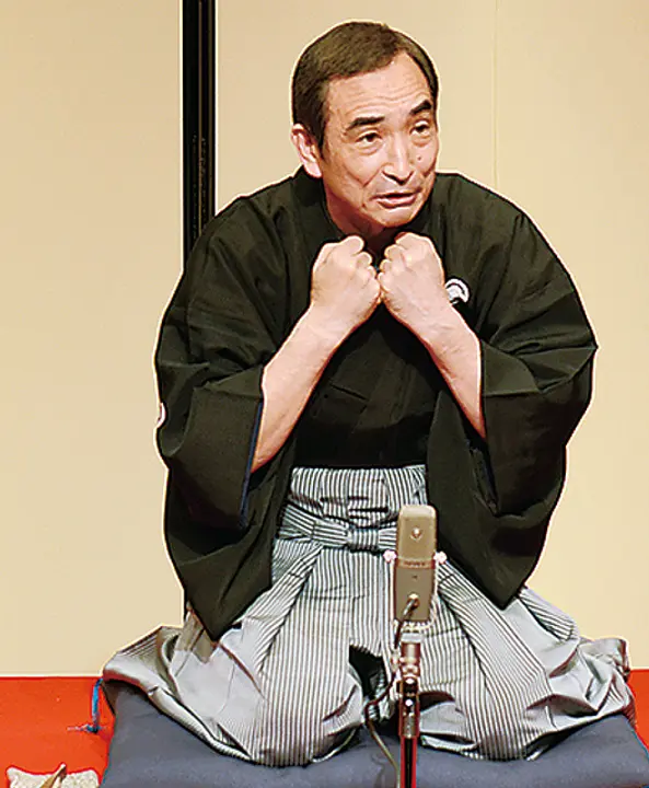 今回の公演でトリをとる　浦鐘家清五楼