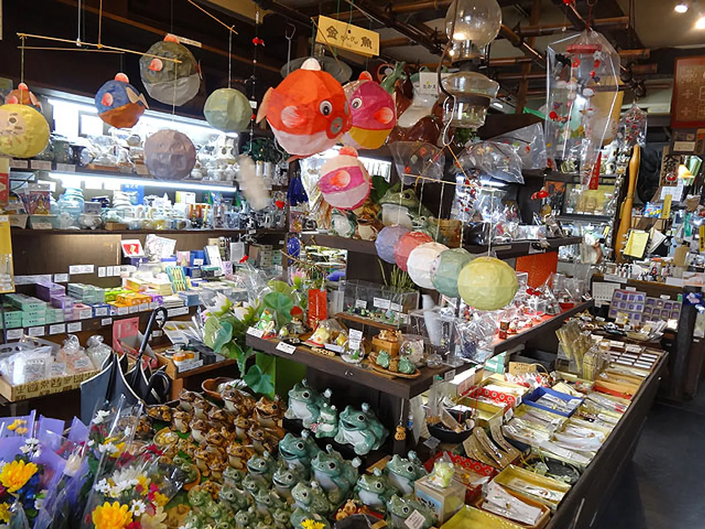 南天堂民芸店 店内
