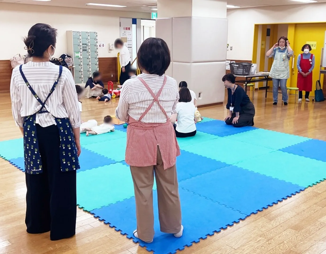 保育ボランティアが活躍する「キューピーランド」の様子
