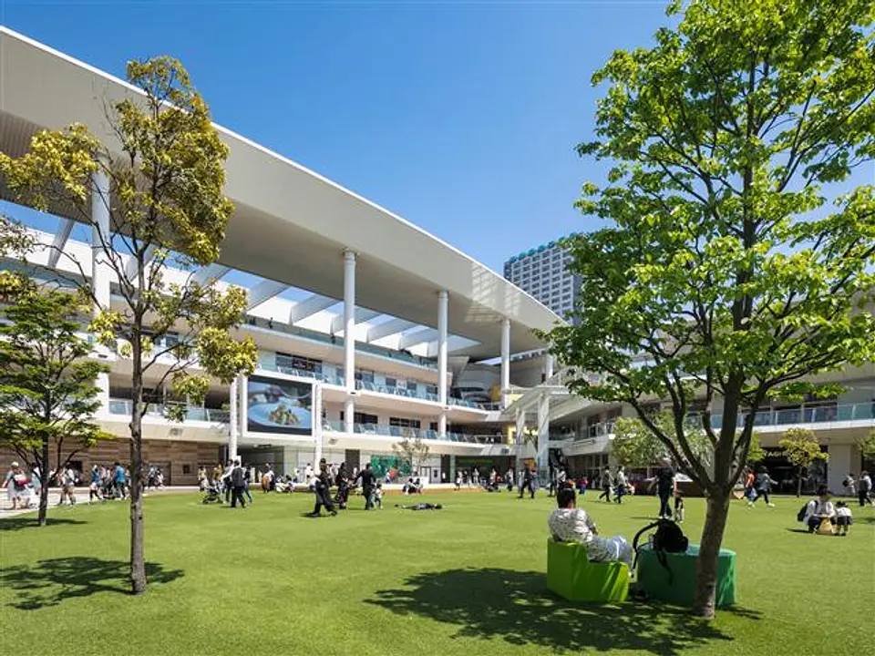ルーファ広場