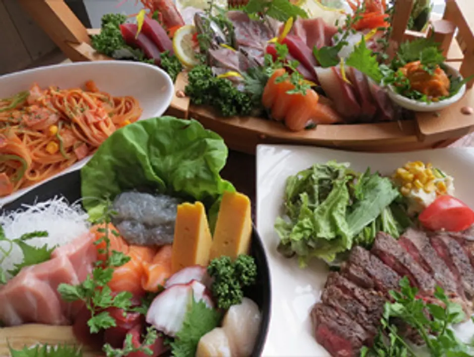 海鮮食飲市場 マルカミ食堂.jpg