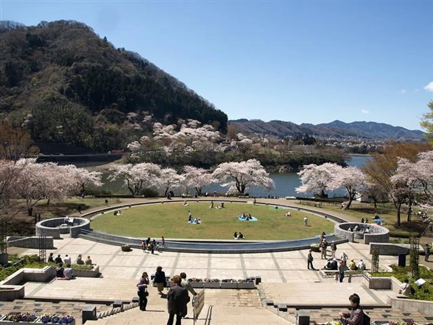 水の苑地