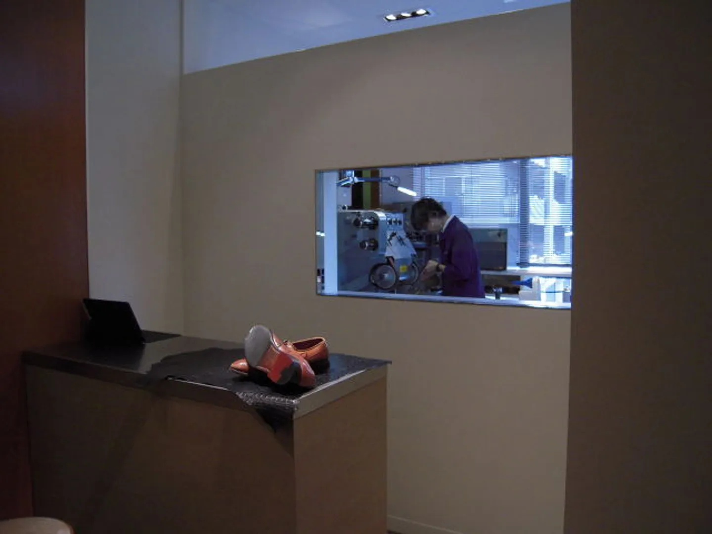 4Fシューリペアコーナー