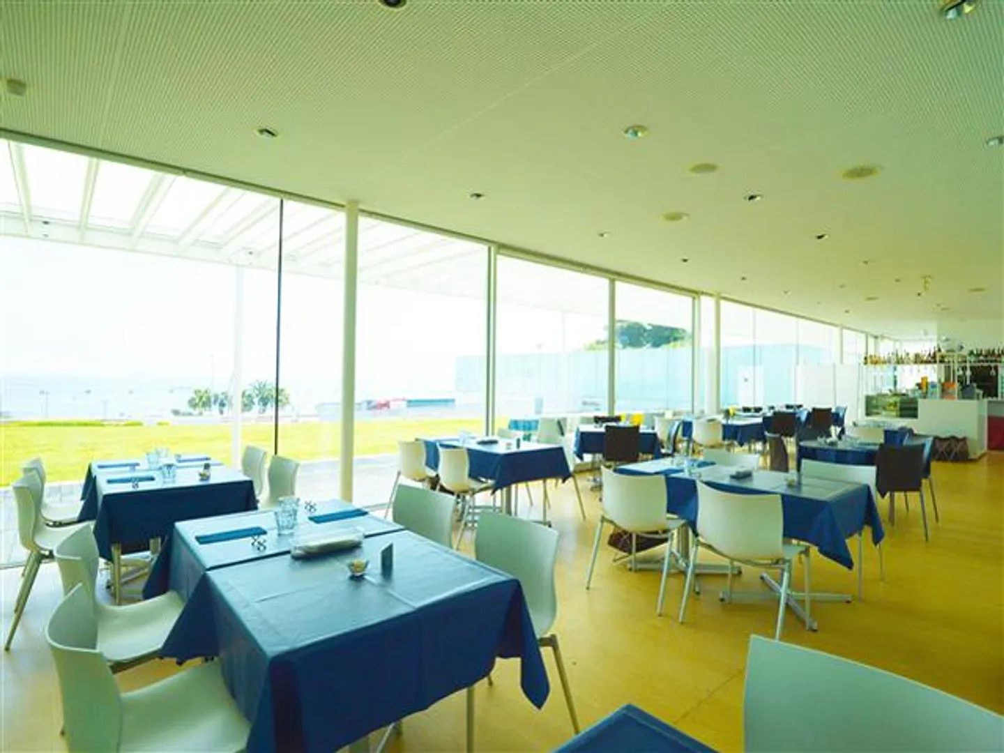 レストラン アクアマーレ