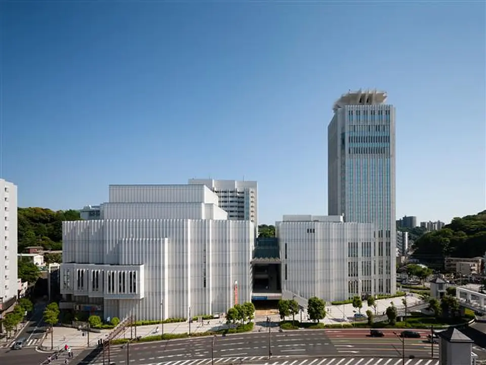 横須賀芸術劇場の外観