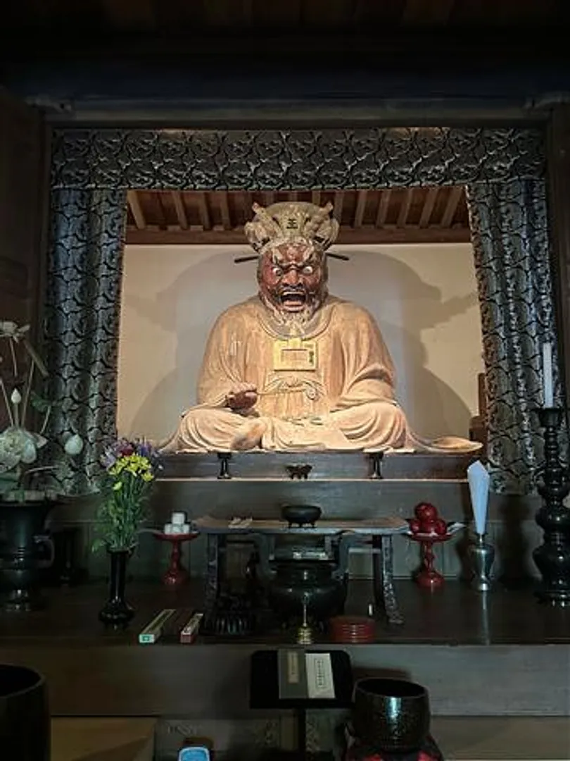 閻魔大王(国指定重要文化財)