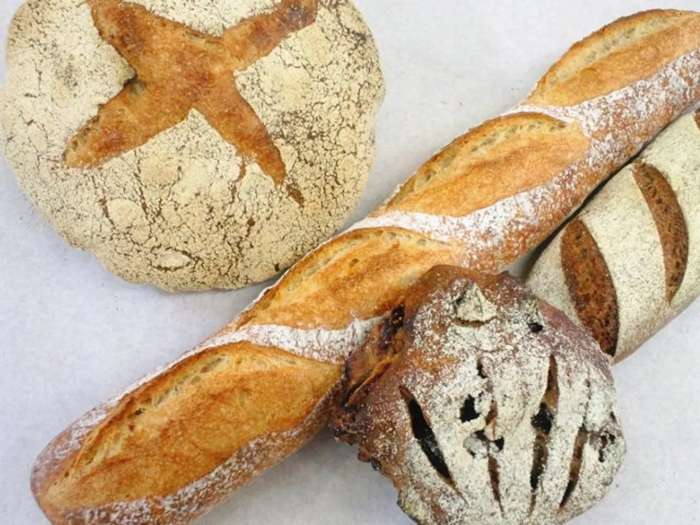 香りも高く小麦本来の味が楽しめるパン