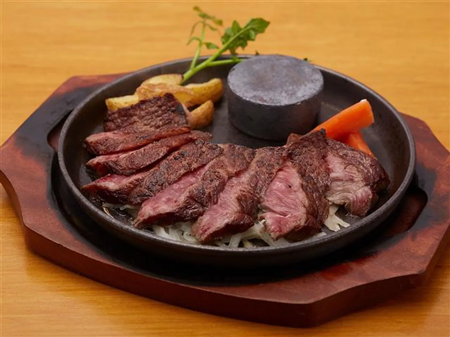 葉山牛ステーキ