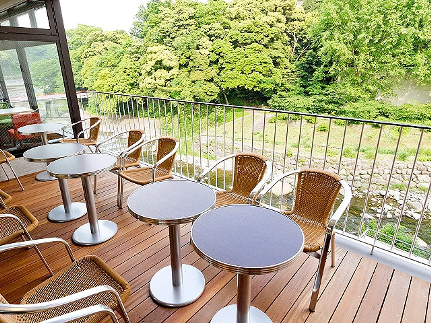 店内3階 デリ＆カフェみつき