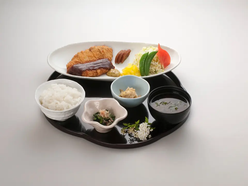 プラチナポークの豚カツ御膳