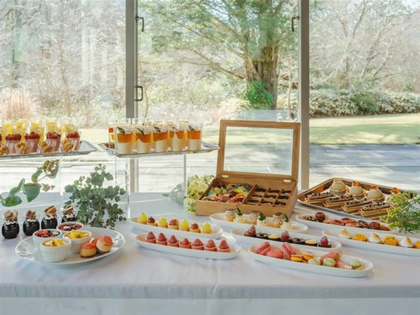 ジュエリースイーツのビュッフェも季節により異なる(写真はイメージ)