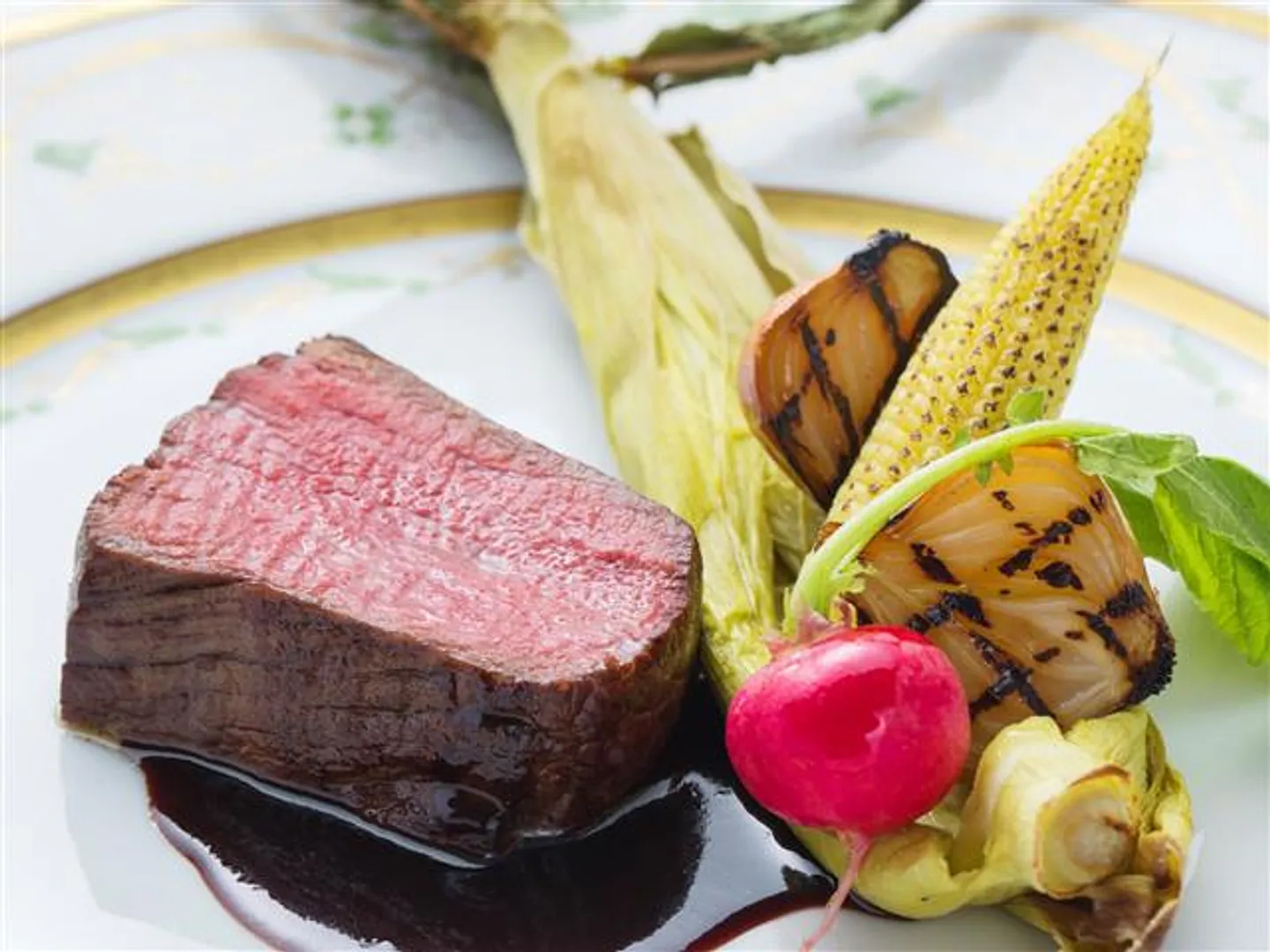 足柄牛料理の一例