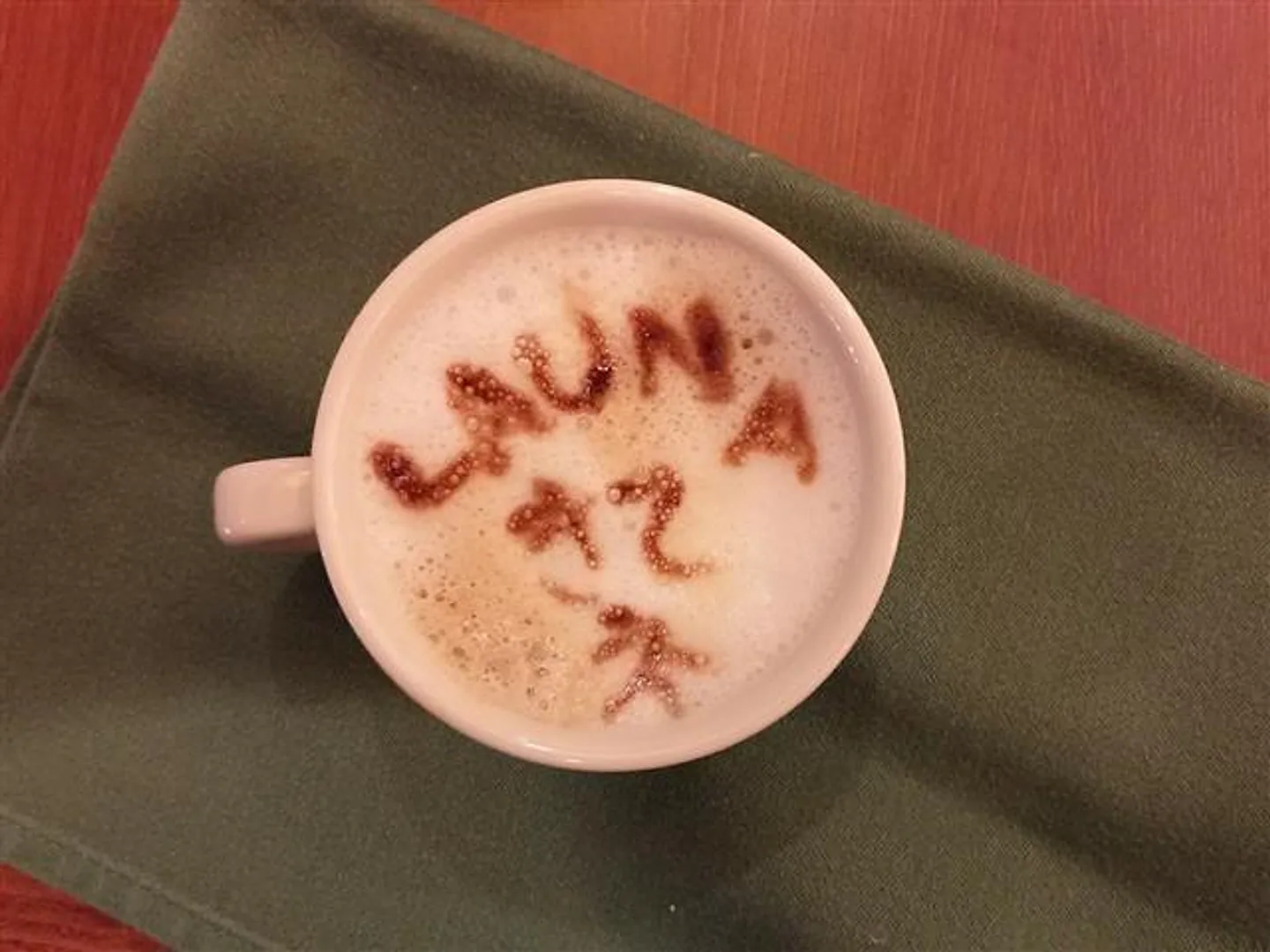 スタッフ達の心の思いが浮かぶコーヒー