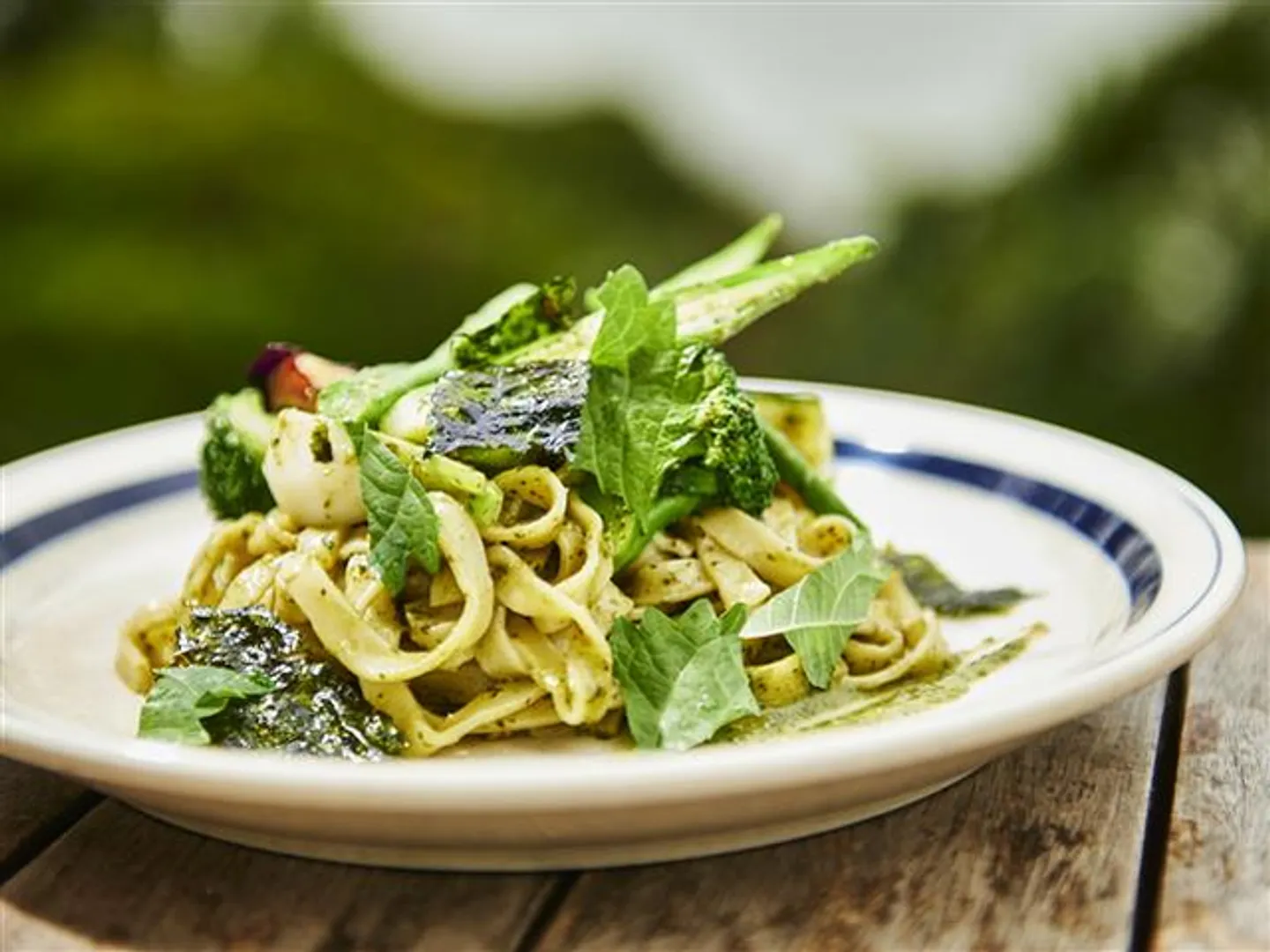 しらすと湘南鎌倉野菜の大葉ジェノベーゼ 1350円