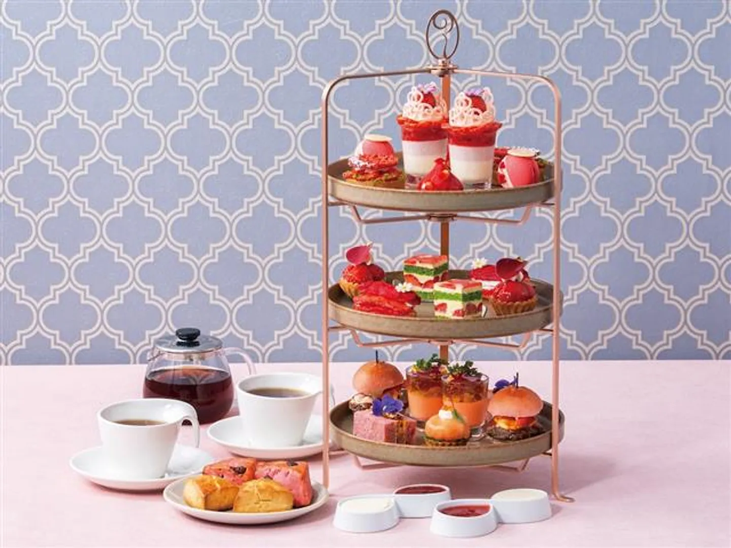 人気のアフタヌーンティー(イメージ)