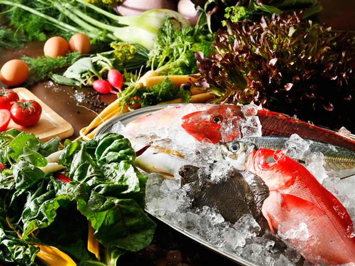 三浦直送の野菜や魚を使用している