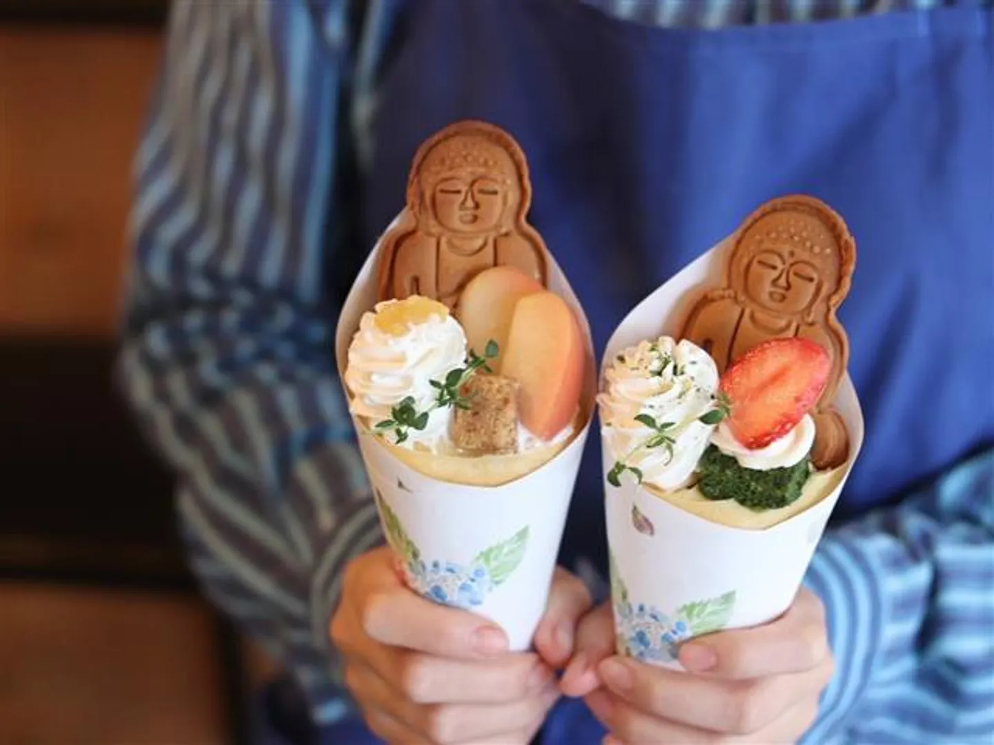 大仏ビスケット付きクレープ(季節により使用する材料で料金変更あり)