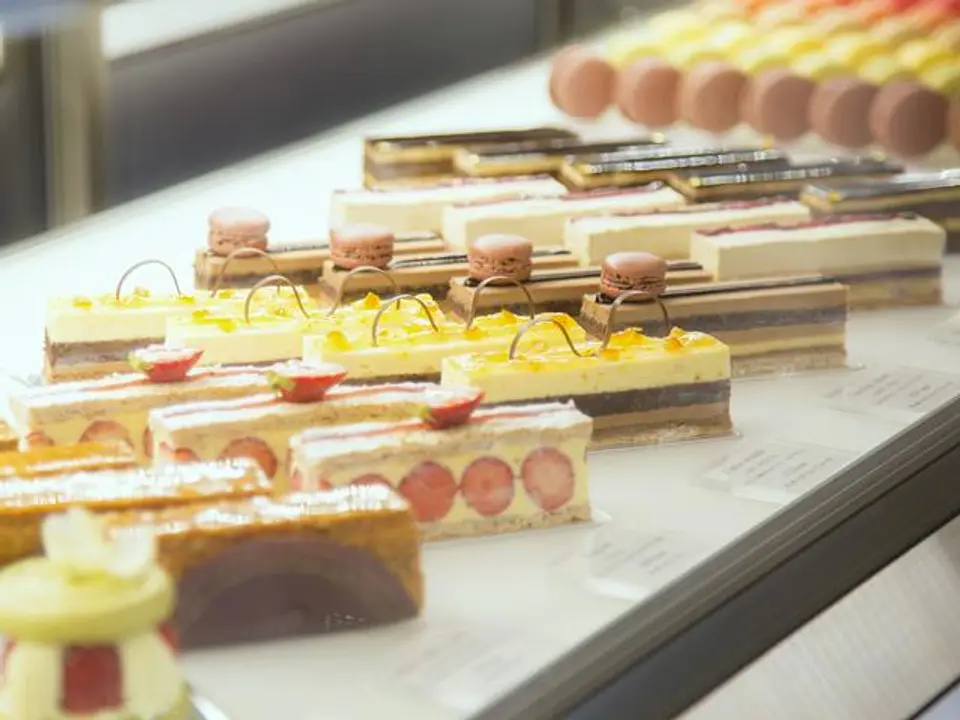 繊細な技が光る美しいケーキたち