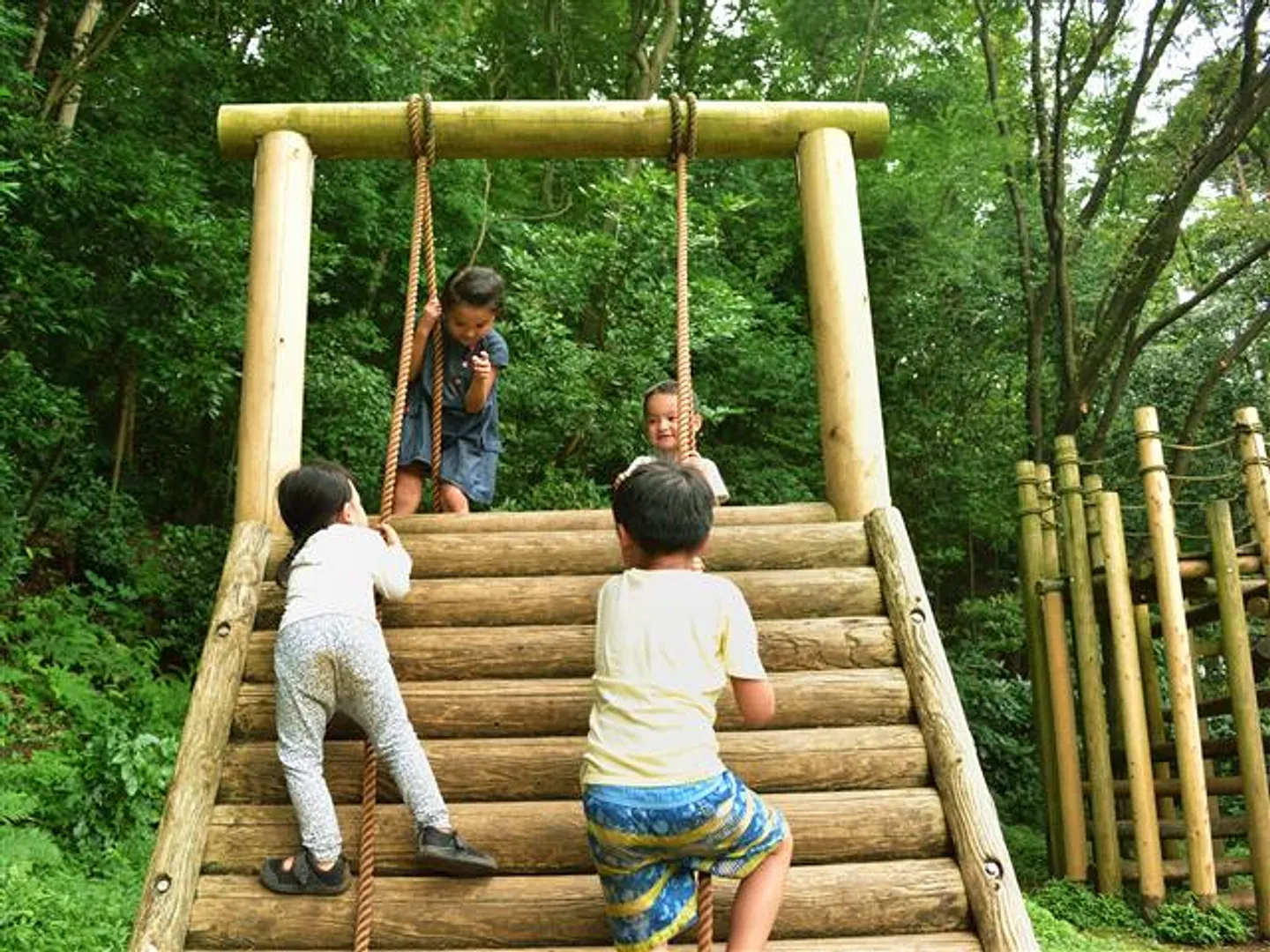 アスレチック遊具は全部で20ポイント