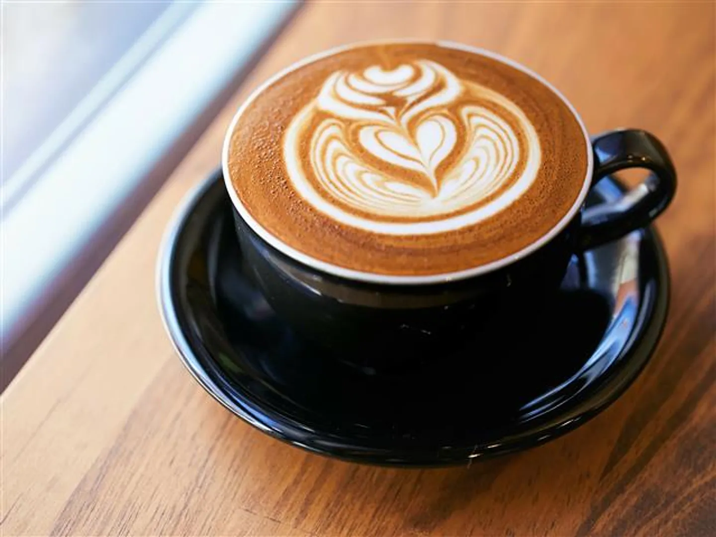 バリスタの谷尾さんが描く世界レベルの「カフェラテ」