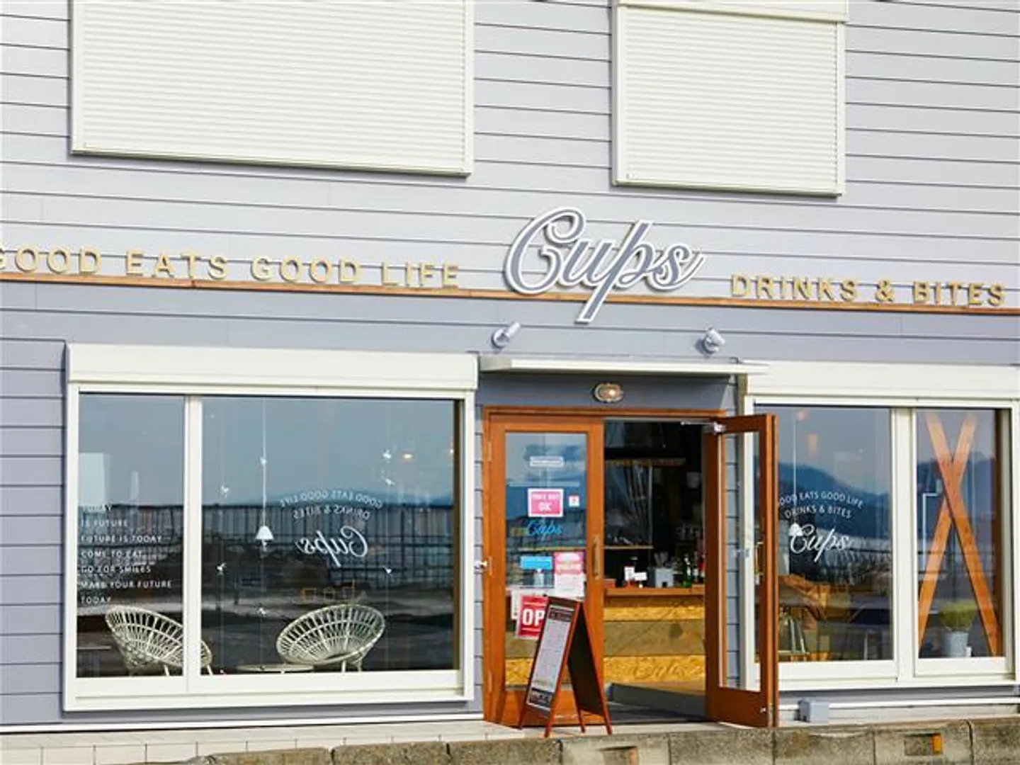 国道134号線沿いに立つ一軒家カフェ