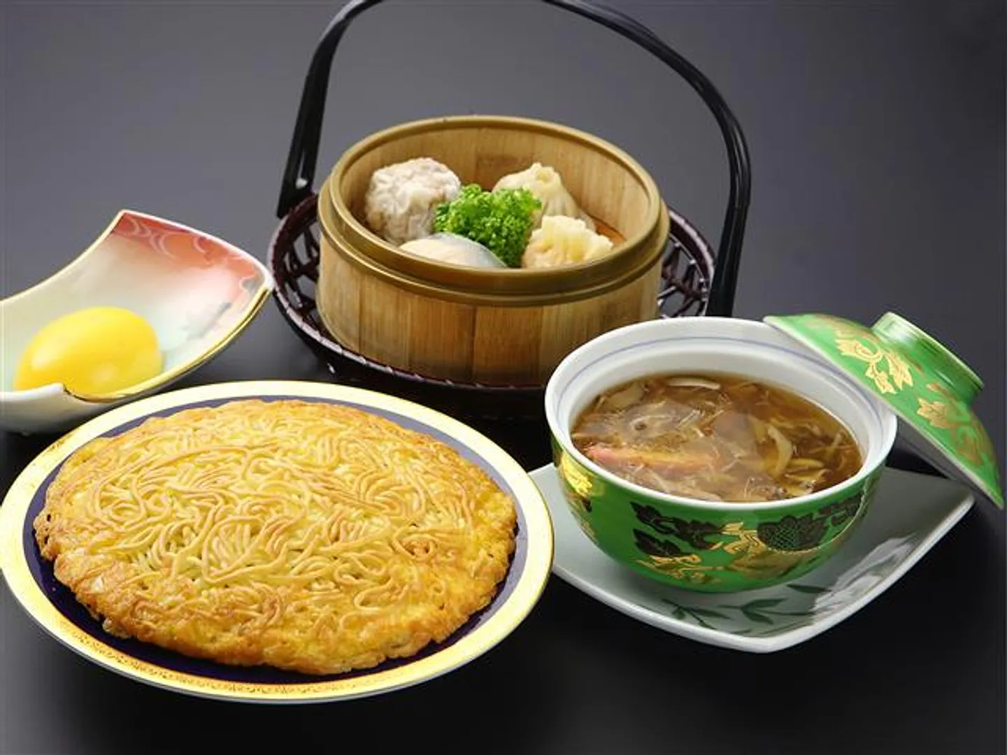 梅セット(梅蘭焼きそば付き) (画像はイメージ)