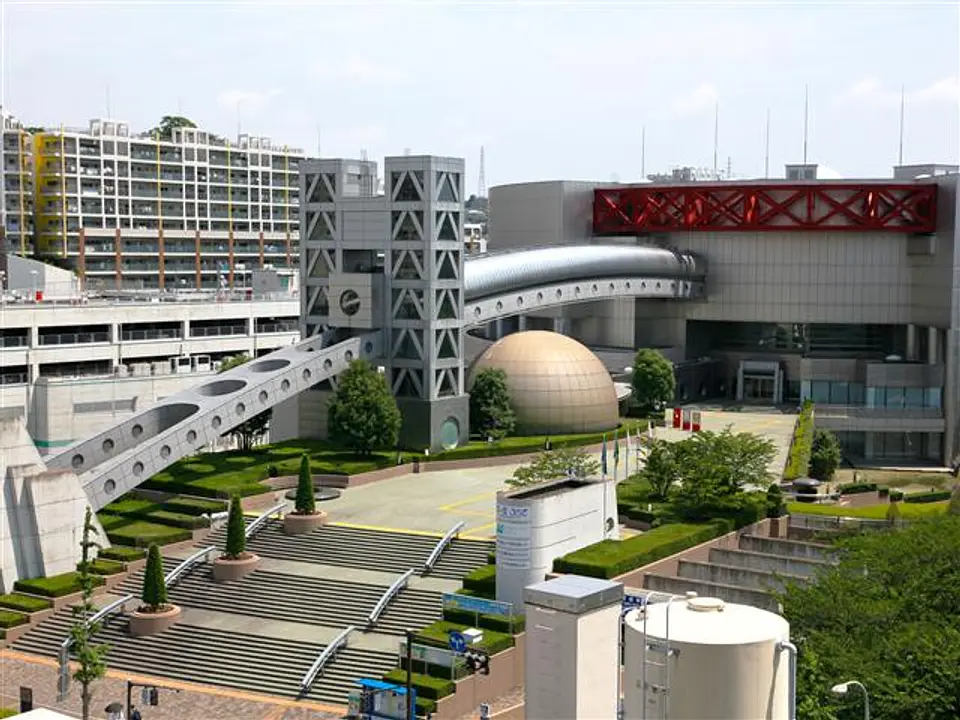 あーすぷらざ外観