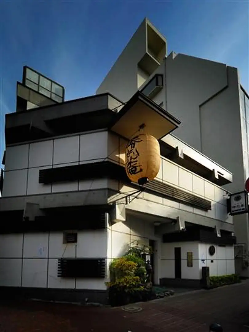 勝 烈 庵 馬車 道 総 本店