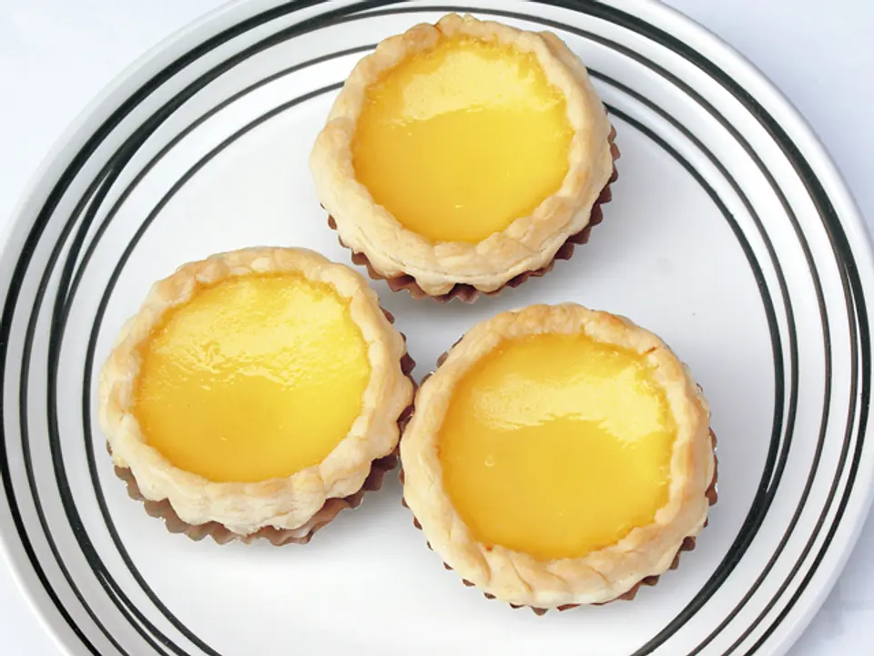 サクサクのパイ生地の中にトロリとしたプリンが入るタンター