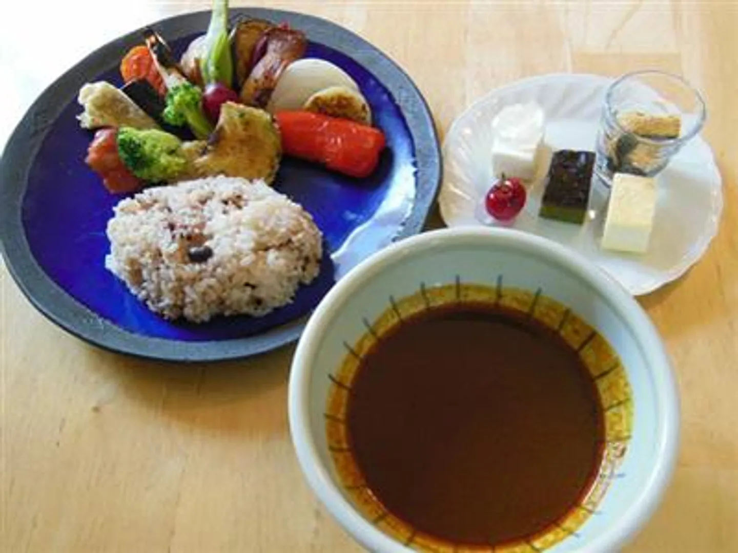 鎌倉野菜のスープカリーセット1600円