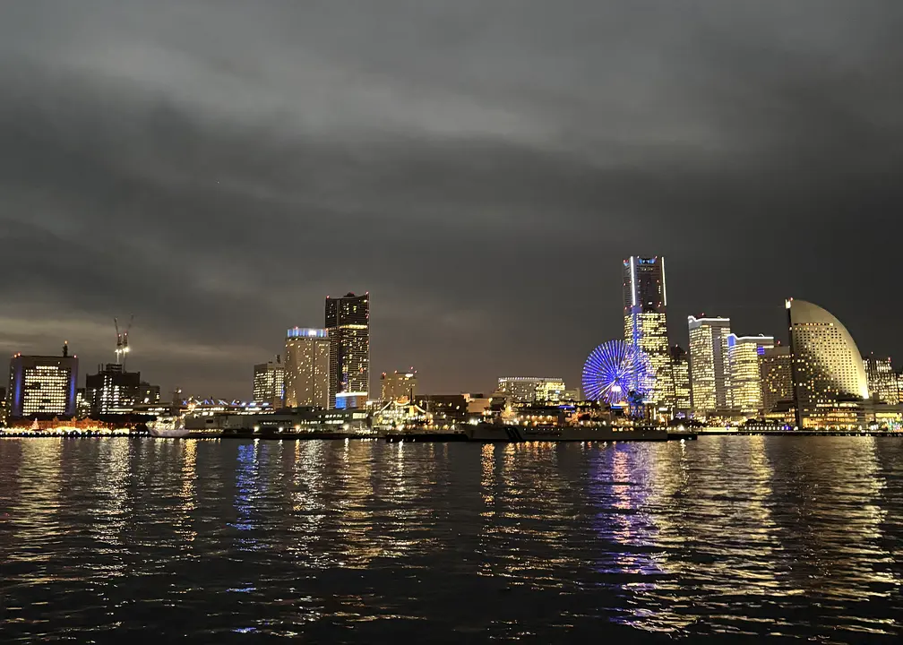 ヨルノヨ＿船の上から