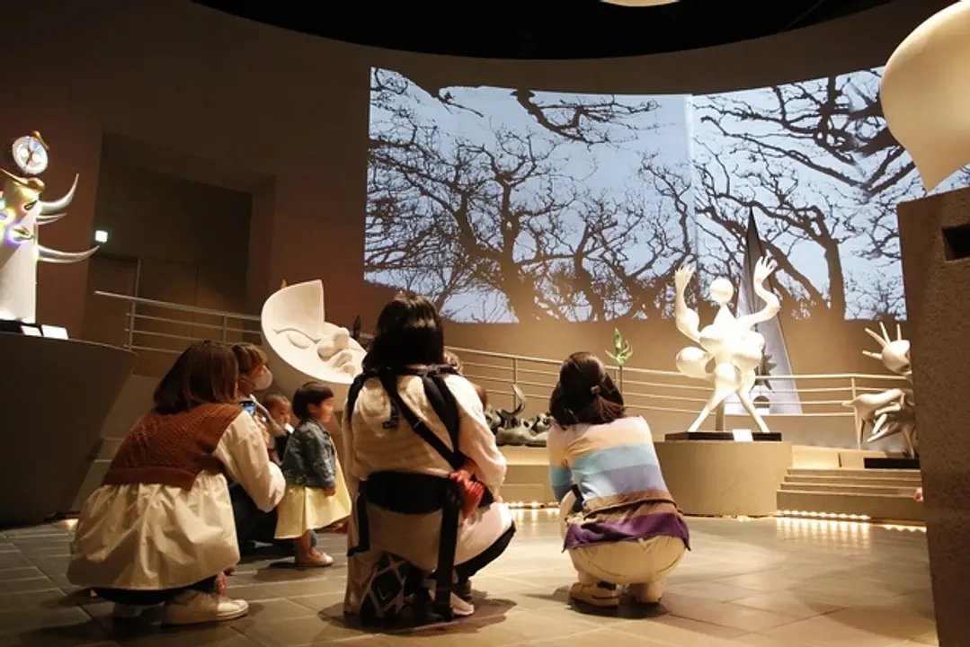 川崎市岡本太郎美術館