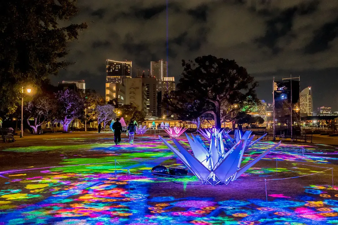 噴水の中にある水の守護神