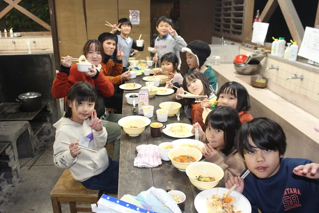 野外炊事の様子