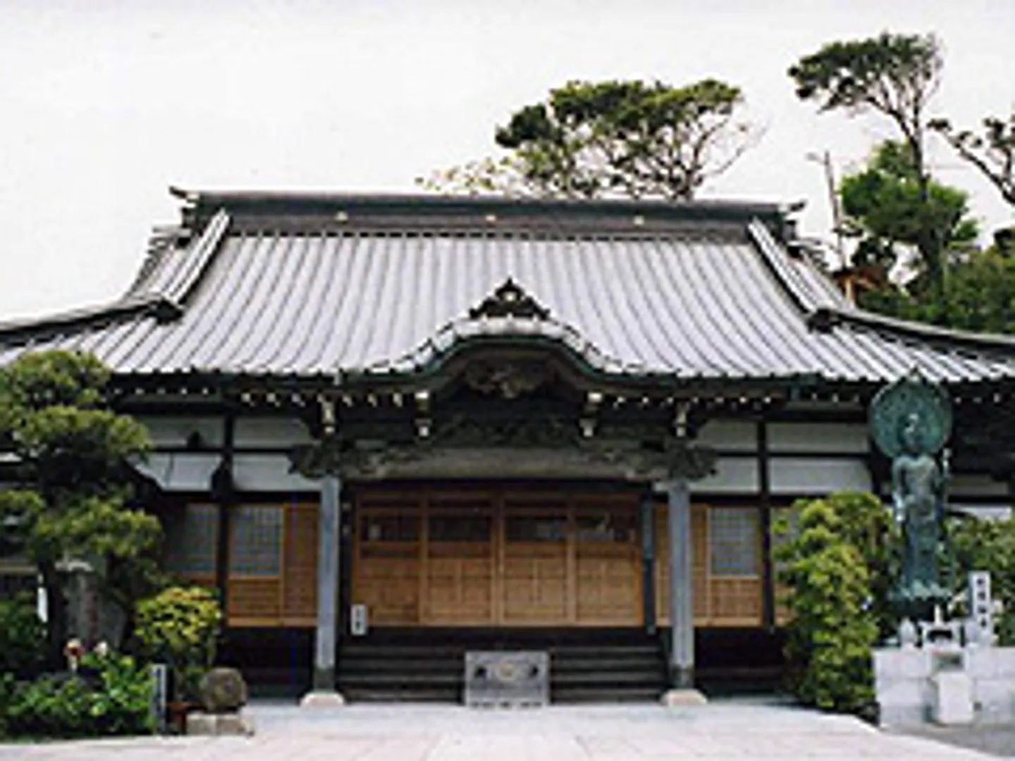 A1802450b.jpg