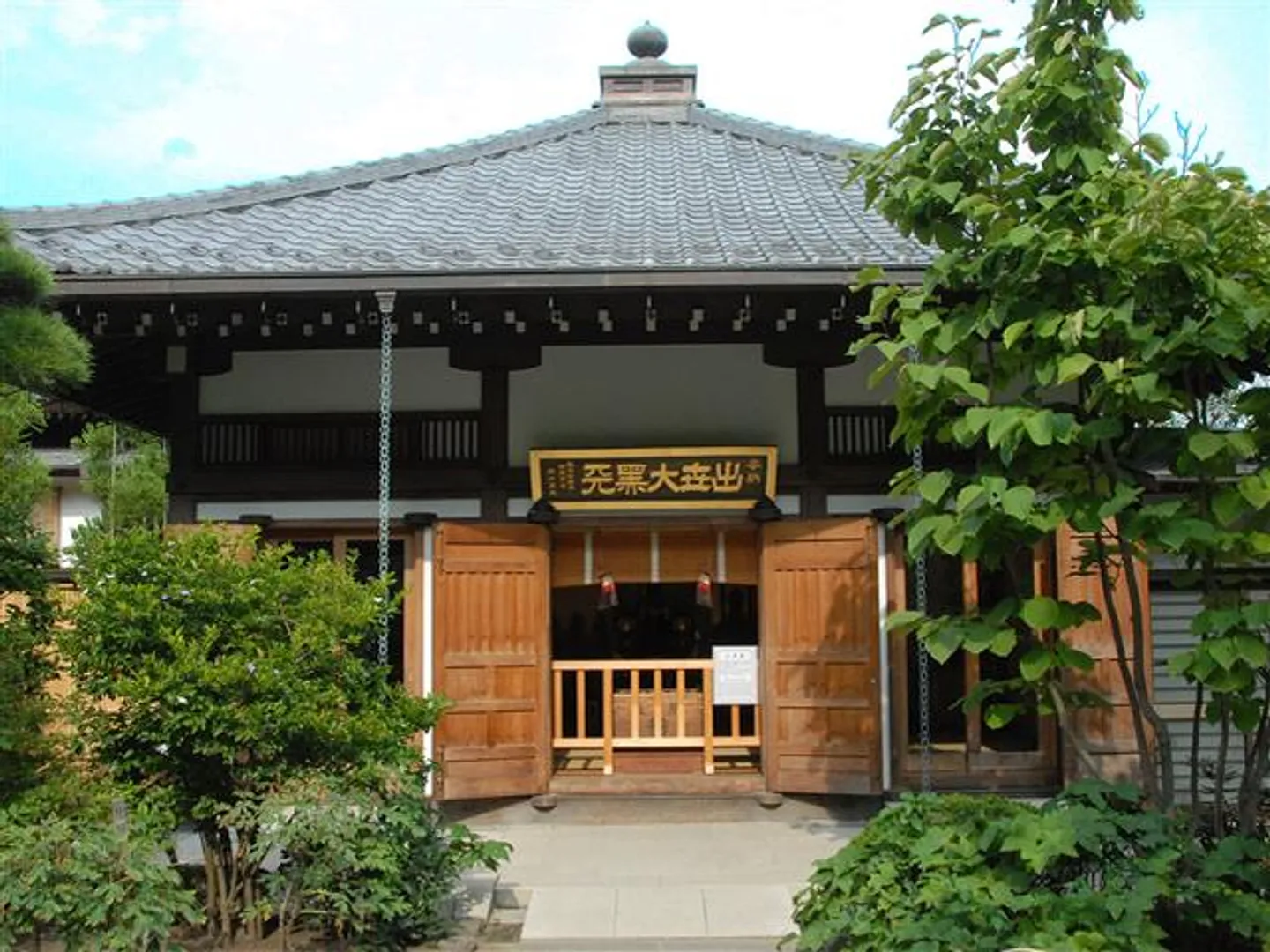 大黒天は開運・招福の神とされ長谷寺内の見どころのひとつ