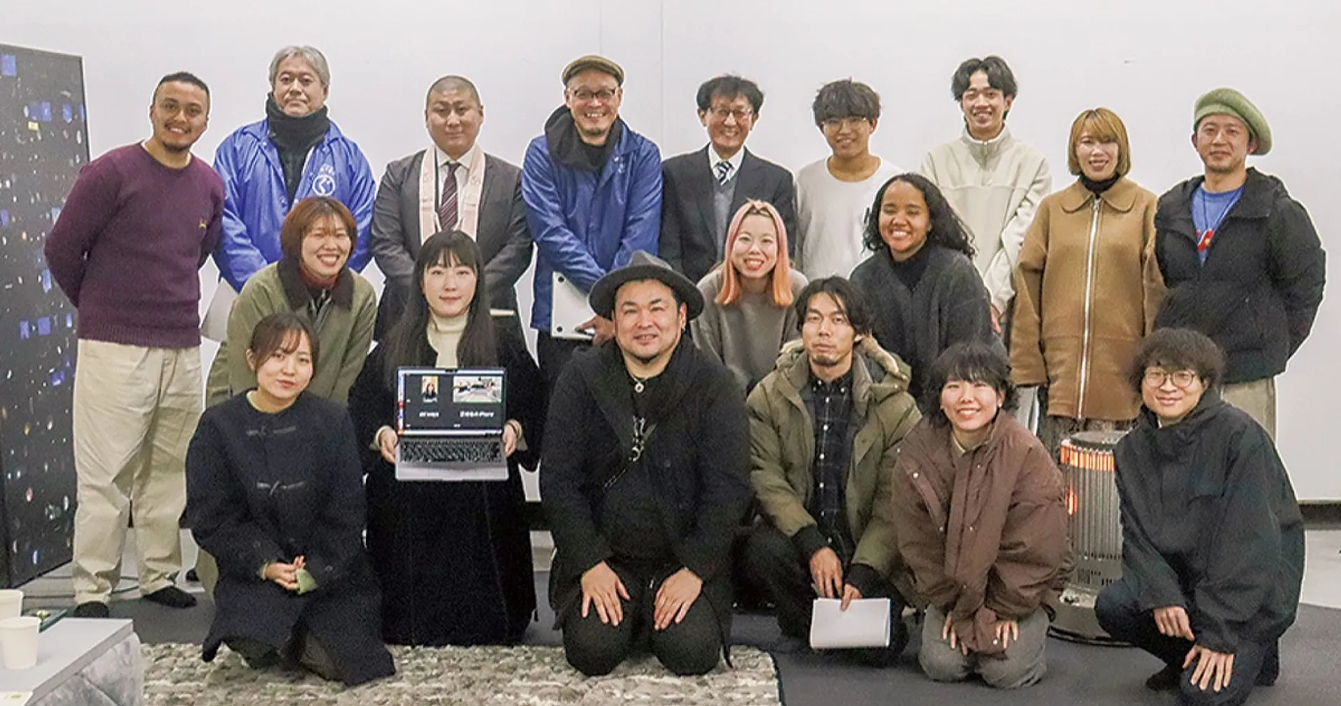 イベント企画者や登壇者ら＝提供