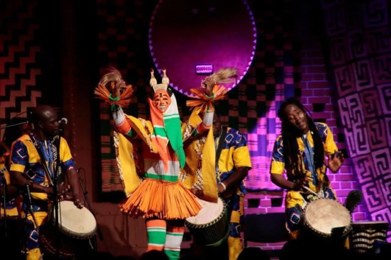 (c)アフリカンフェスティバルよこはま実行委員会