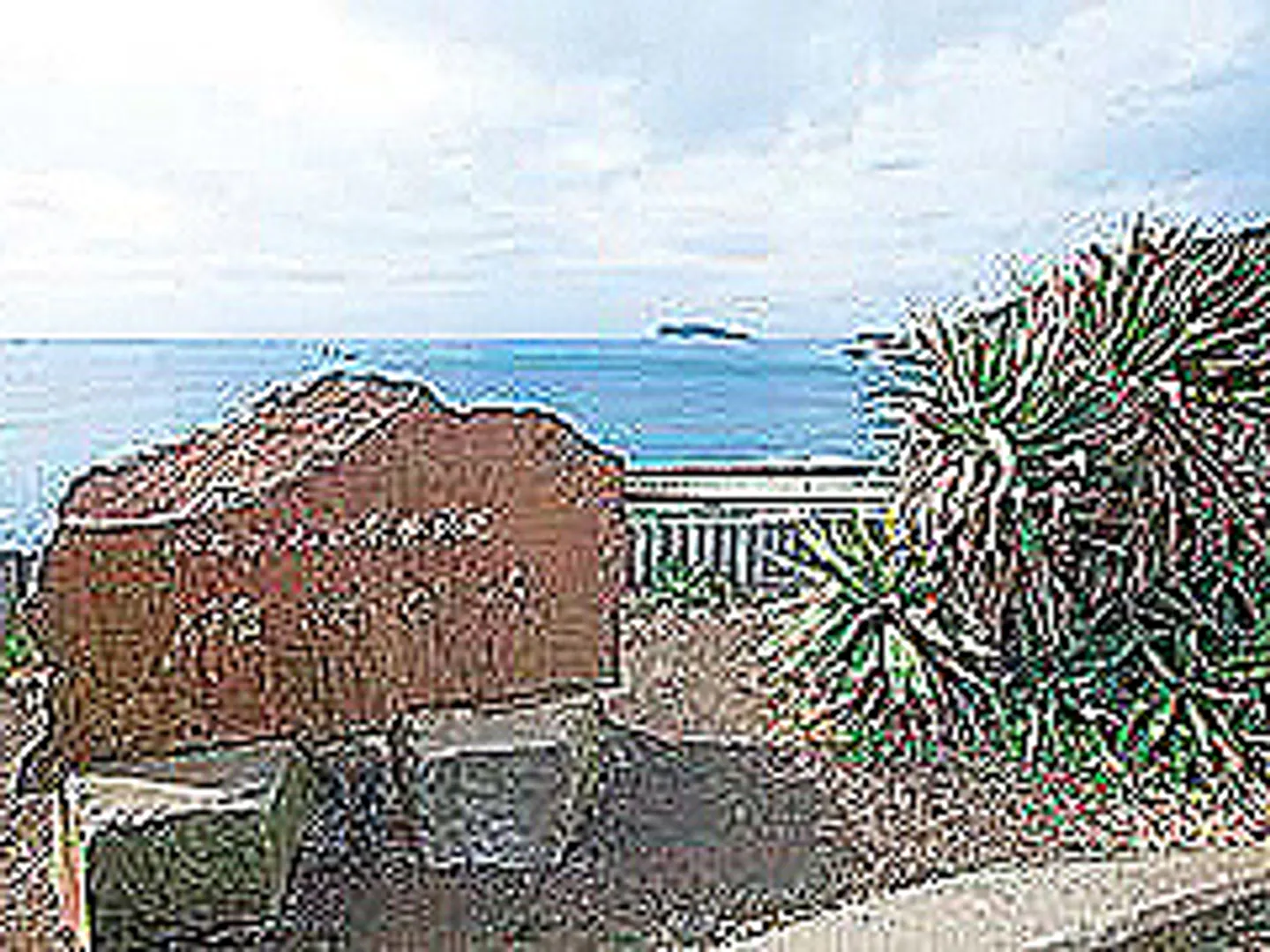 J0045304a.jpg