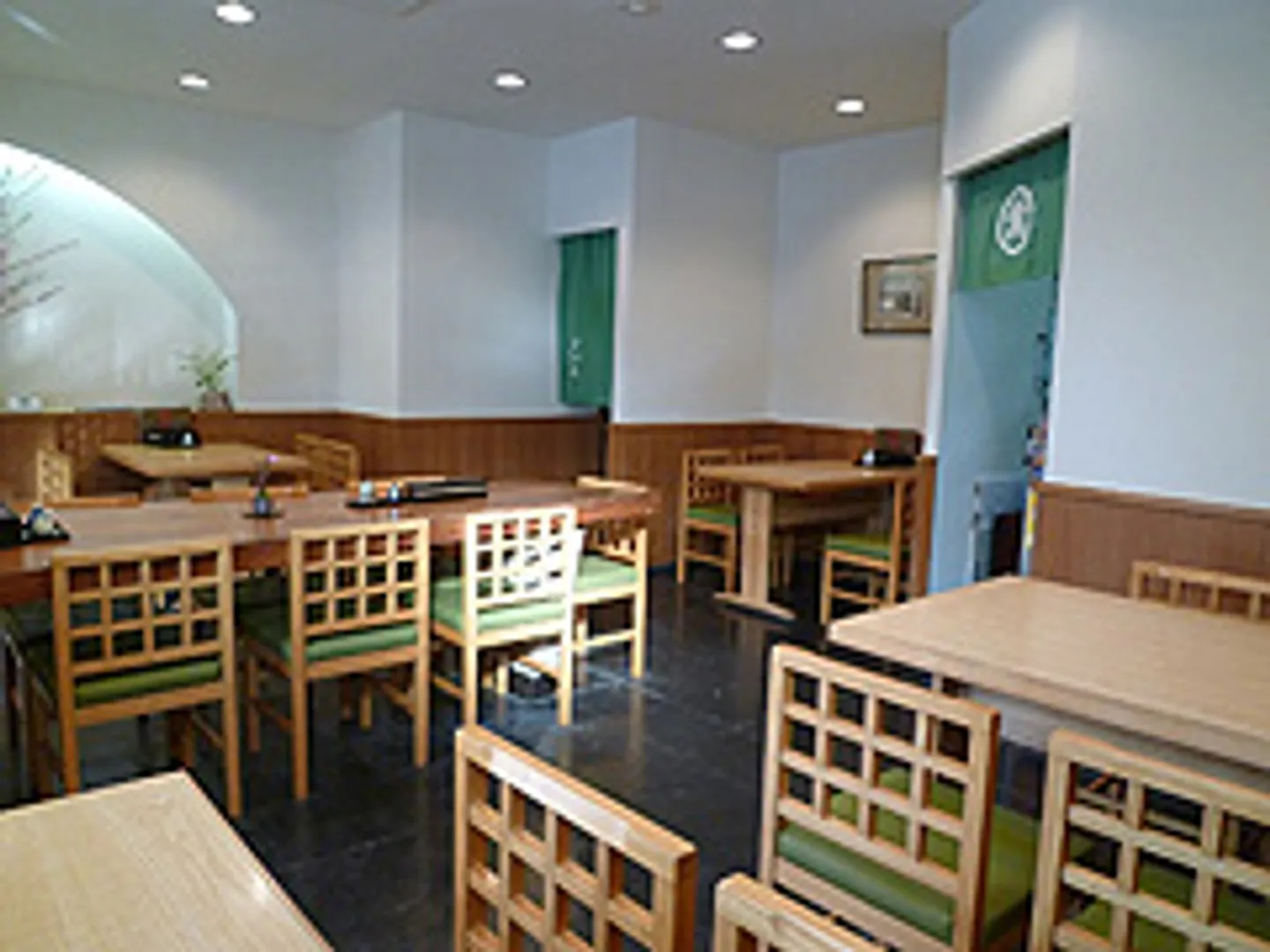 J0045267a.jpg