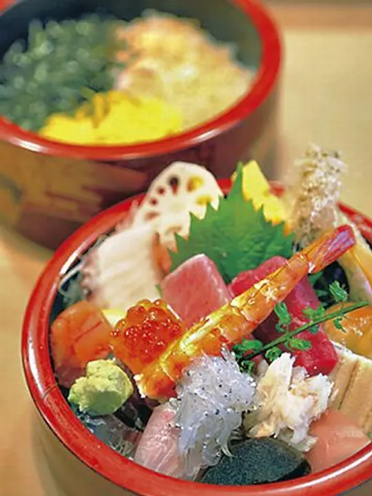 ちらし寿司だけで様々な味わいが楽しめる