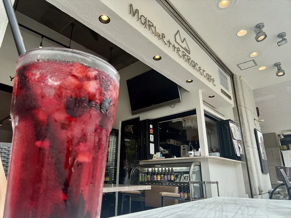 yokohama-market-terrace-cafe-fruit-drink