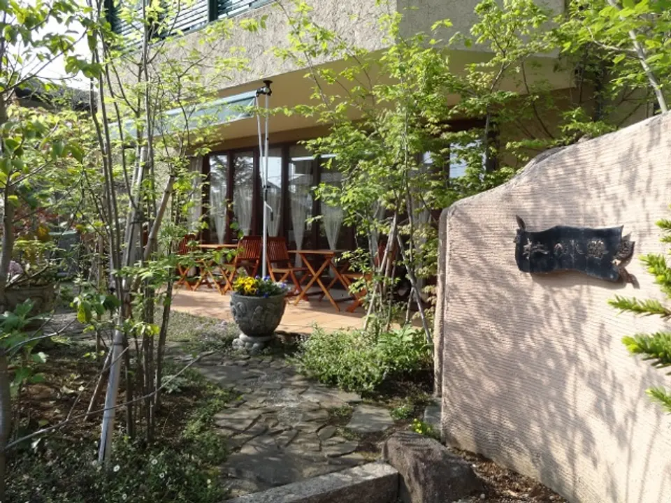 A1802620a.jpg