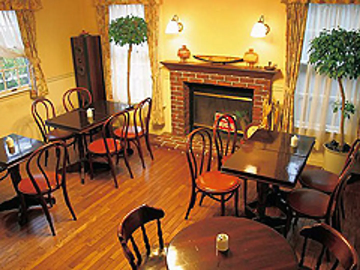 J0060647a.jpg