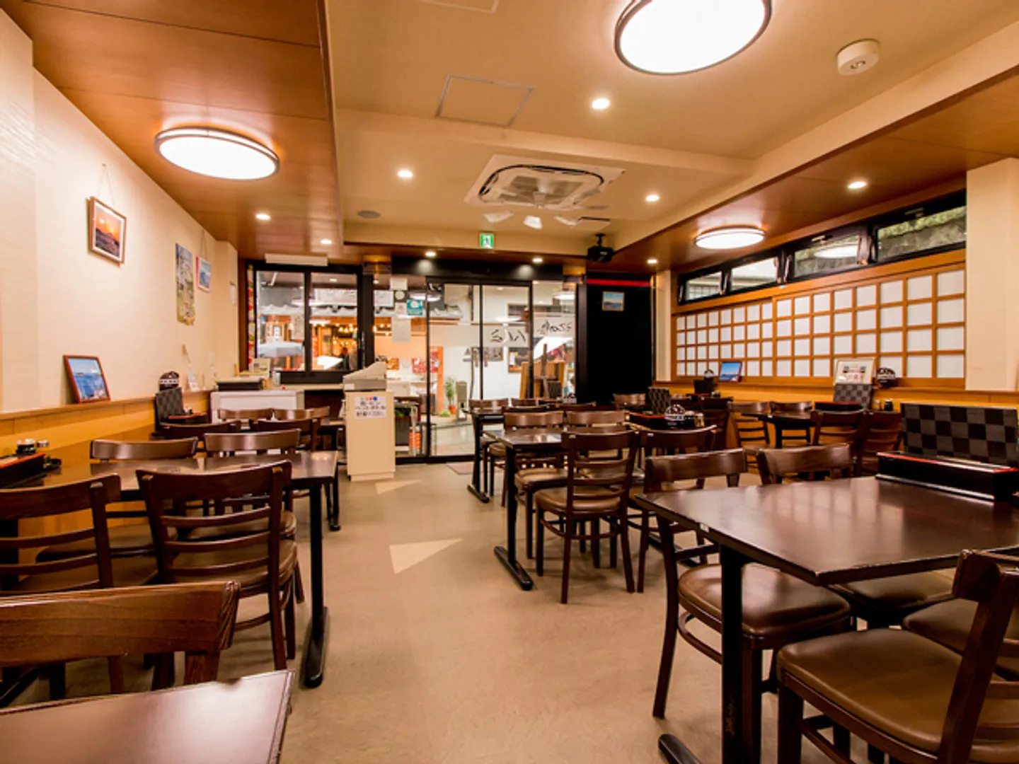 店内